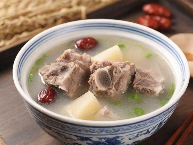 喝骨头汤能补钙吗？这4类食物才是关键！