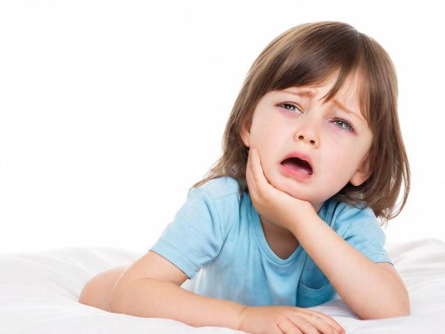 孩子高热惊厥怎么办？这四点家长一定要记住！