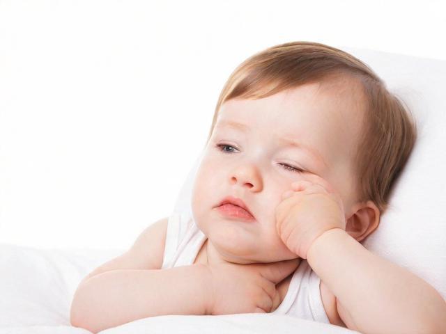 小孩发烧物理降温方法，分三个阶段进行！